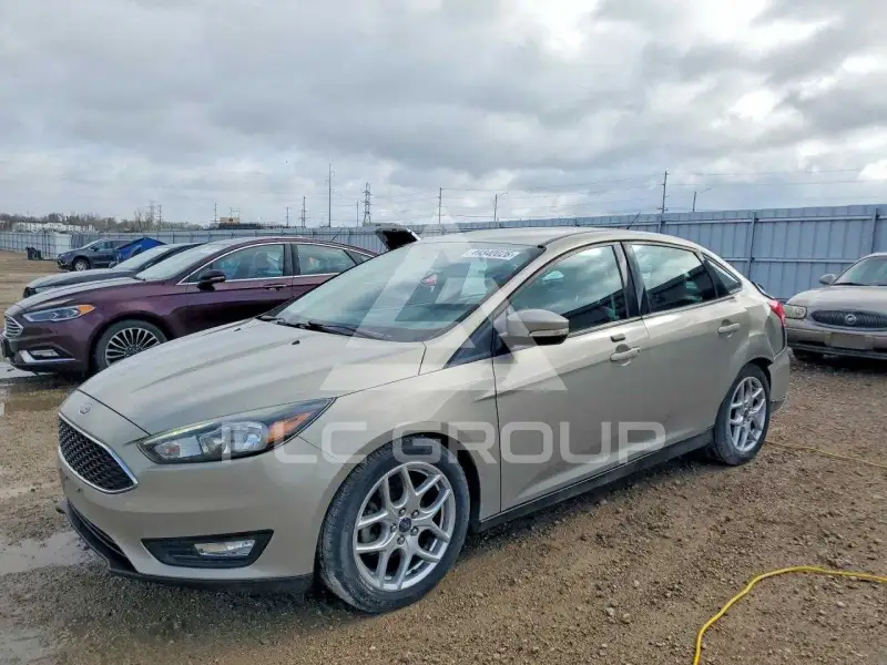 2015 Ford FOCUS photo