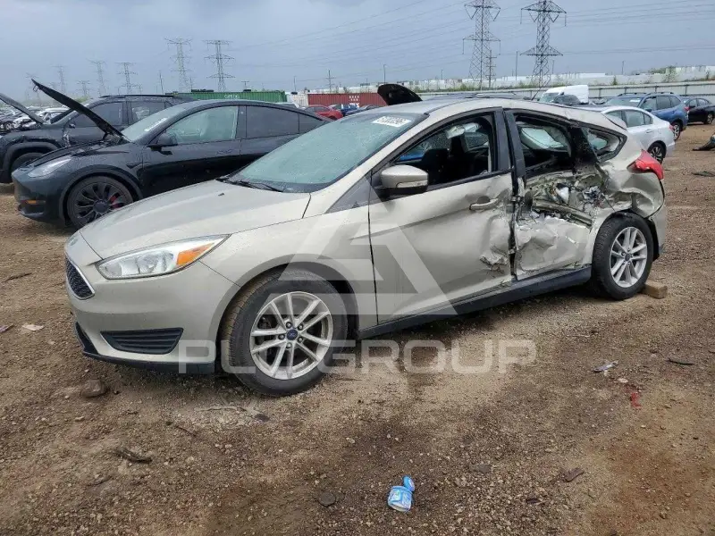 2015 Ford FOCUS фото