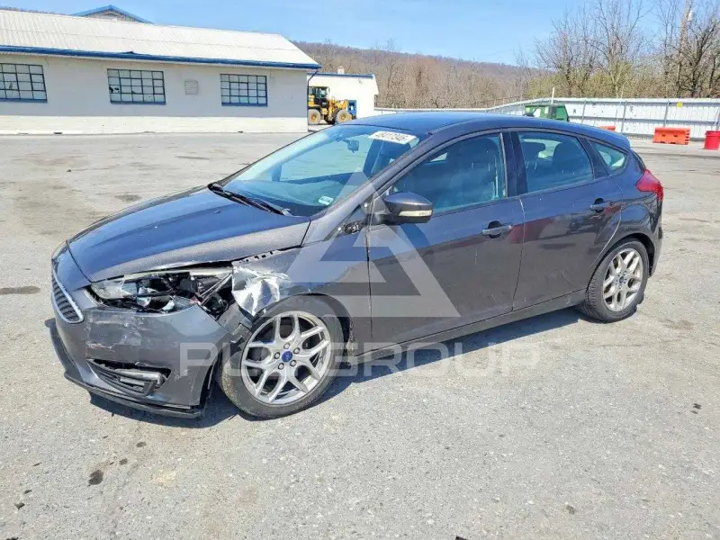 2015 Ford FOCUS фото