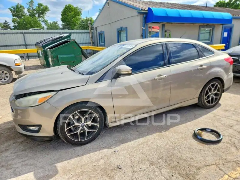 2015 Ford FOCUS фото
