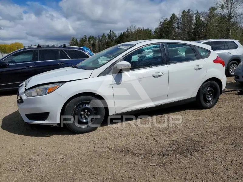 2015 Ford FOCUS photo