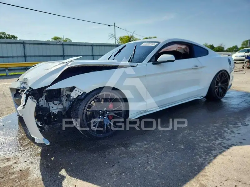 2015 Ford MUSTANG фото