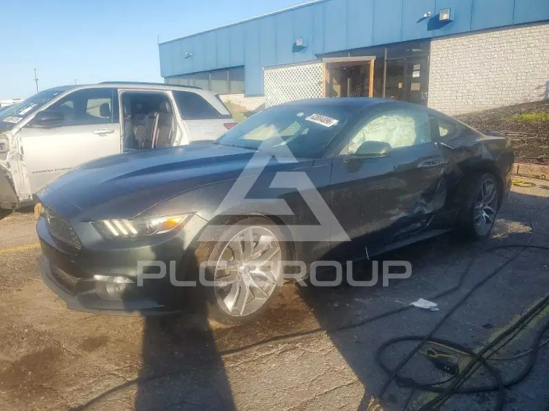 2015 Ford MUSTANG фото