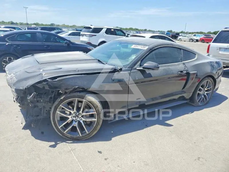 2015 Ford MUSTANG фото