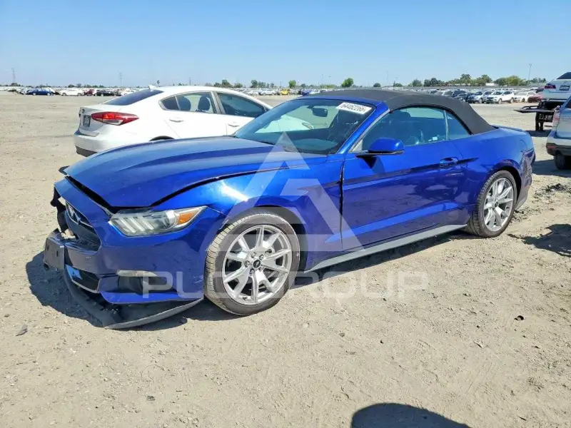 2015 Ford MUSTANG фото