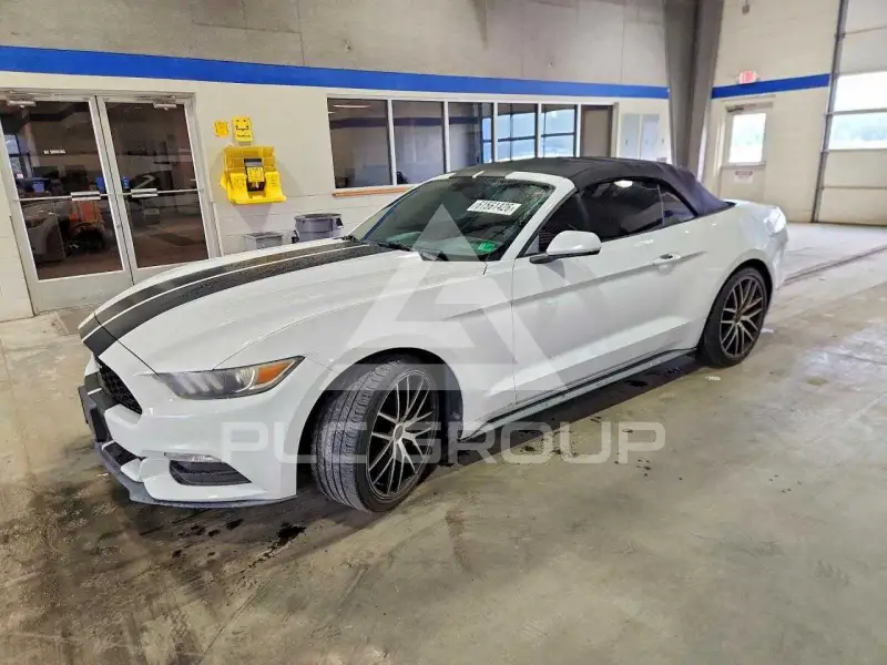 2015 Ford MUSTANG photo