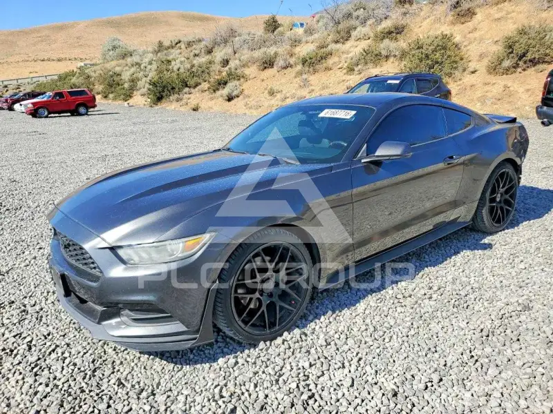 2015 Ford MUSTANG photo