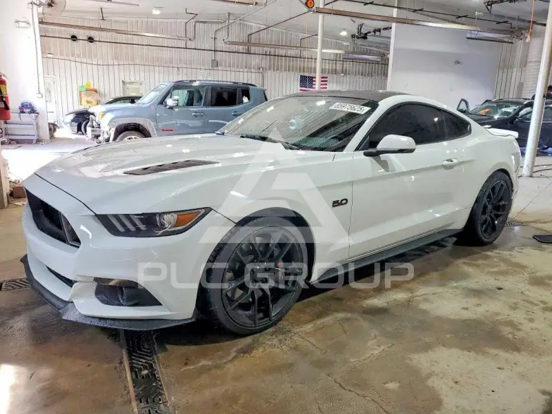 2015 Ford MUSTANG фото
