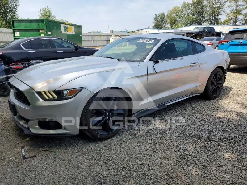 2015 Ford MUSTANG photo