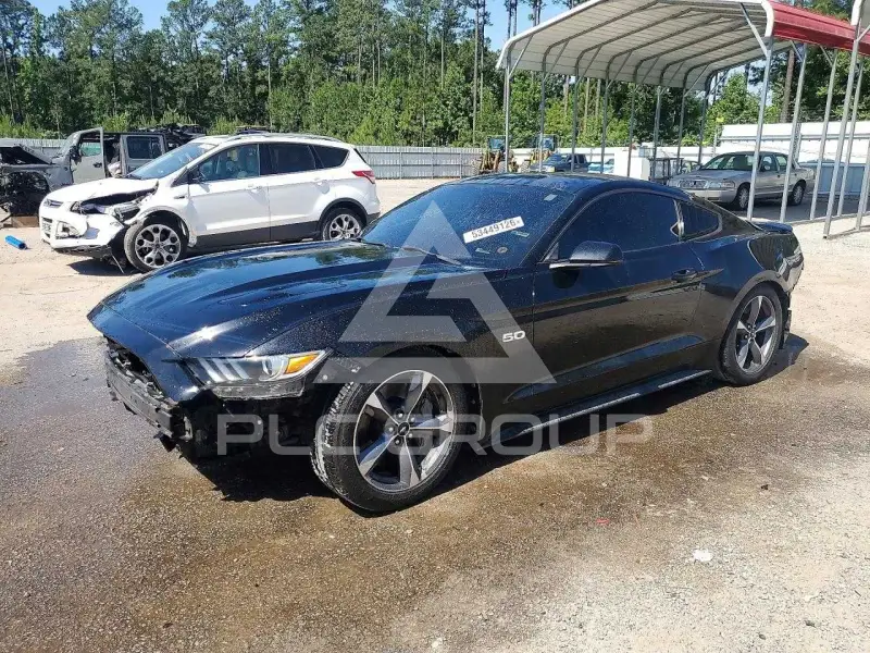 2015 Ford MUSTANG photo