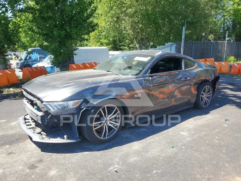 2015 Ford MUSTANG photo