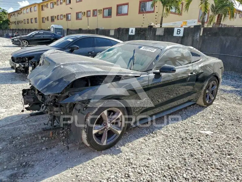 2015 Ford MUSTANG фото