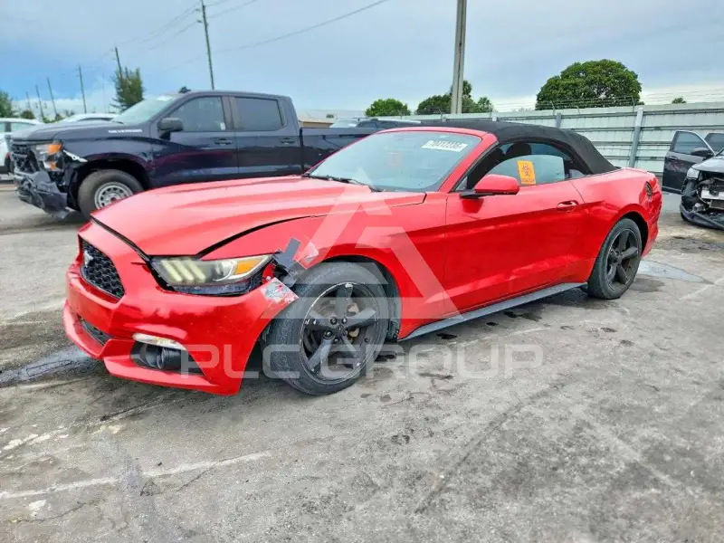 2015 Ford MUSTANG фото