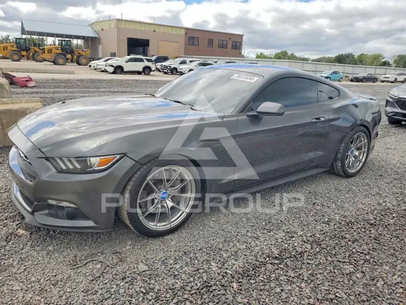 2015 Ford MUSTANG photo