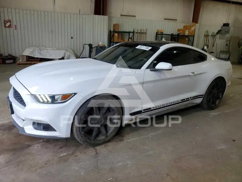 2015 Ford MUSTANG photo