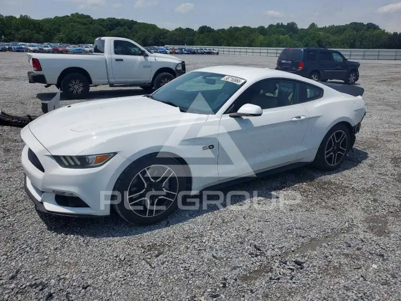 2015 Ford MUSTANG photo