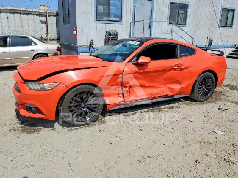 2015 Ford MUSTANG фото