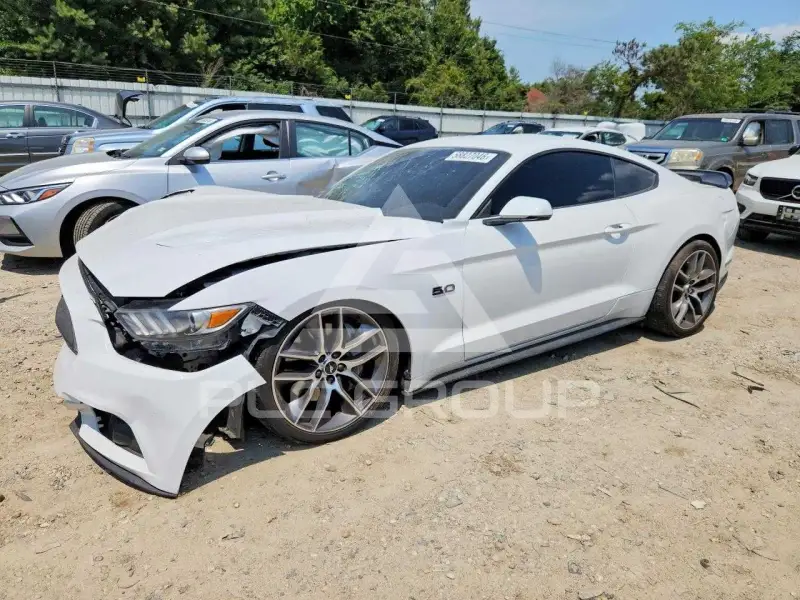2015 Ford MUSTANG фото