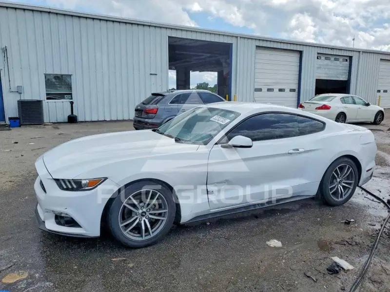 2015 Ford MUSTANG photo