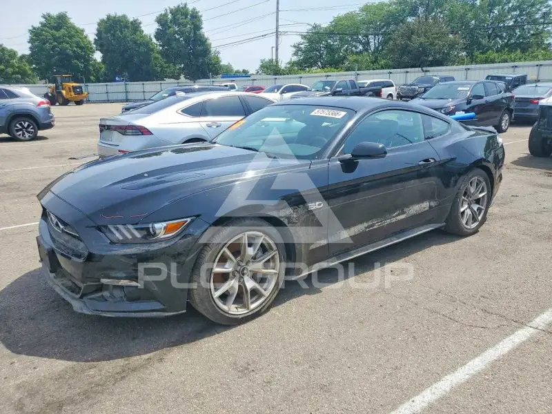 2015 Ford MUSTANG photo