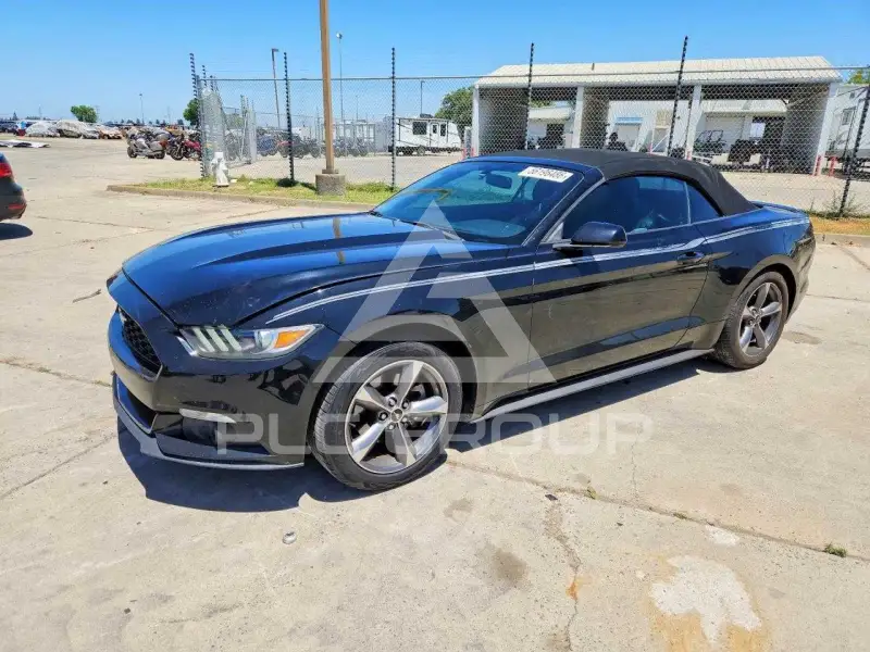 2015 Ford MUSTANG photo