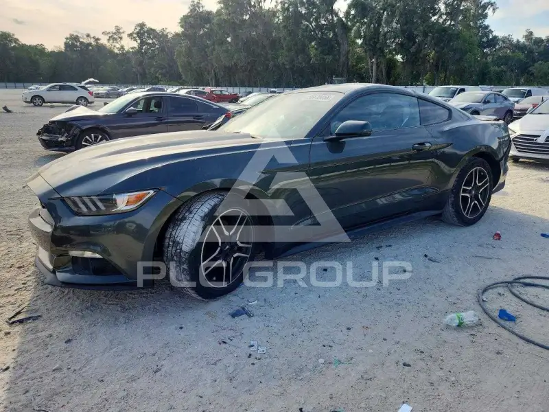 2015 Ford MUSTANG photo