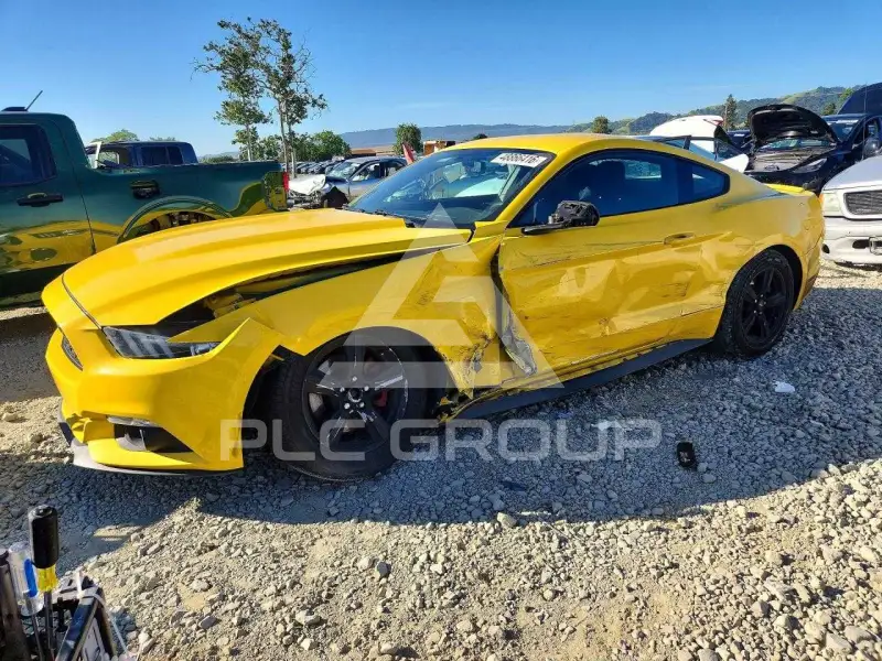 2015 Ford MUSTANG фото