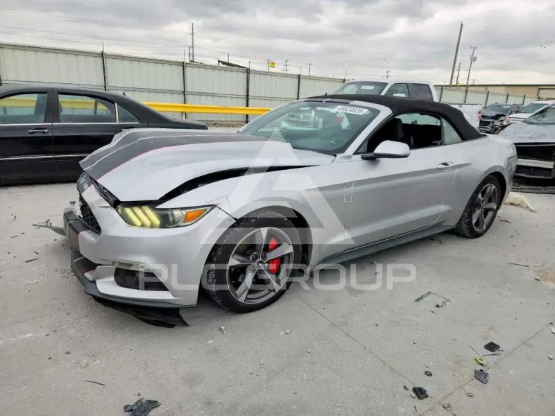 2015 Ford MUSTANG фото