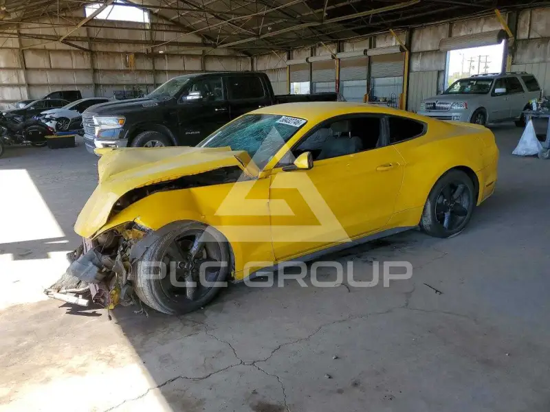 2015 Ford MUSTANG фото
