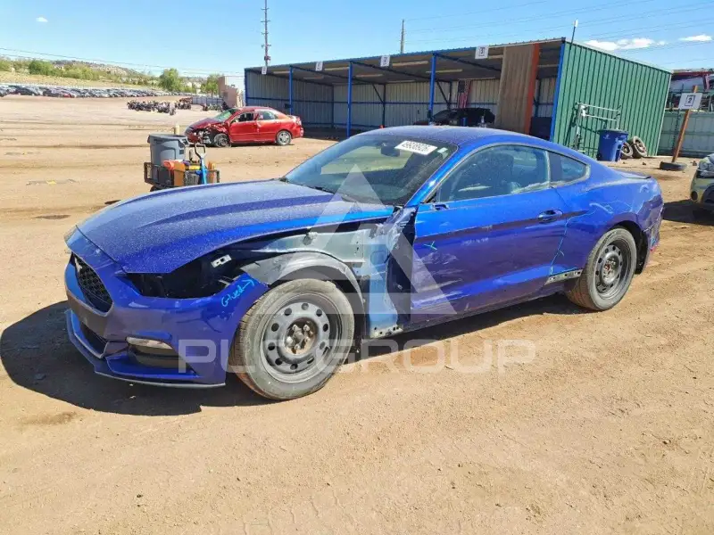 2015 Ford MUSTANG photo