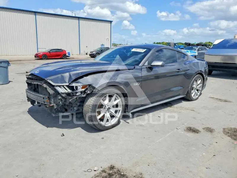 2015 Ford MUSTANG фото