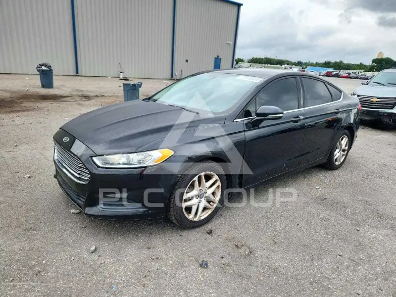 2015 Ford FUSION фото