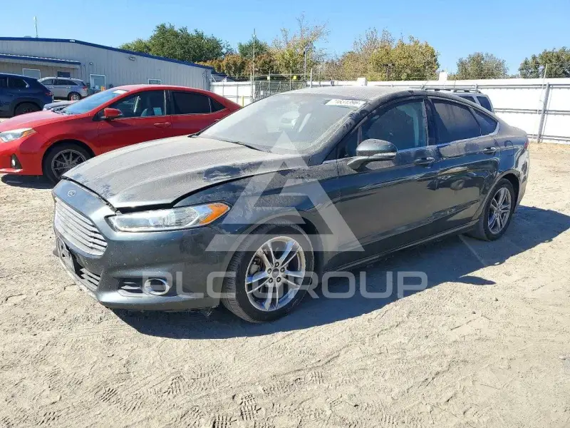 2015 Ford FUSION photo