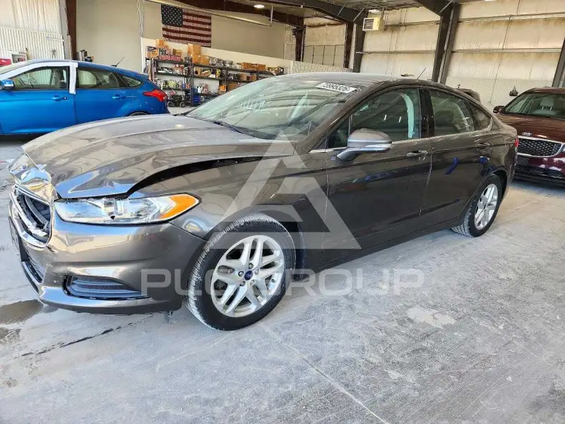 2015 Ford FUSION фото
