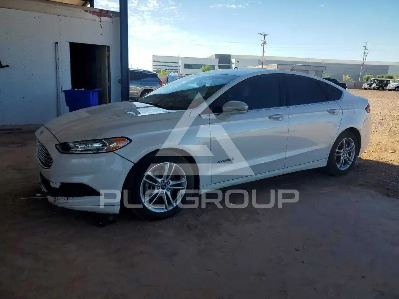 2015 Ford FUSION photo