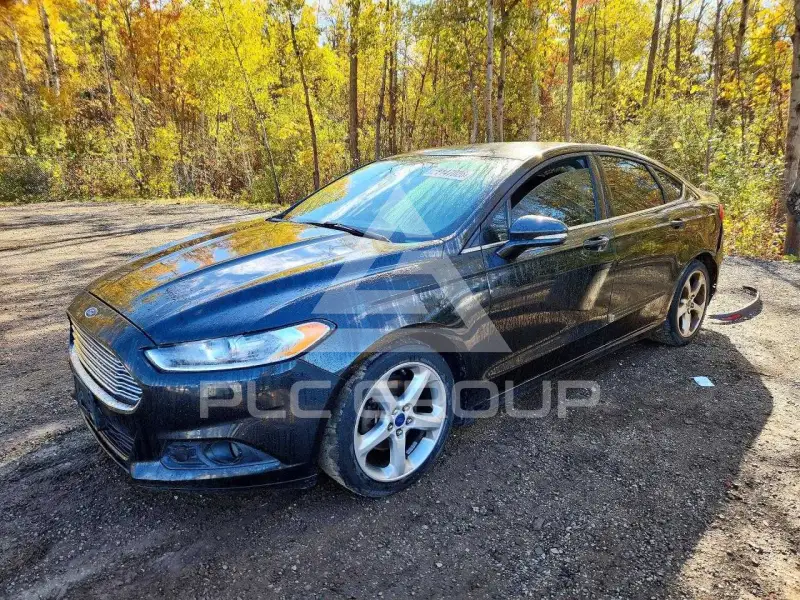 2015 Ford FUSION photo