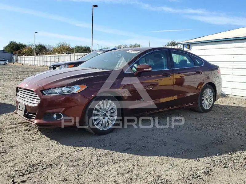 2015 Ford FUSION фото
