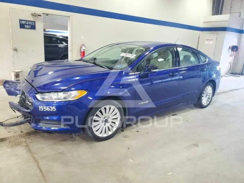 2015 Ford FUSION photo
