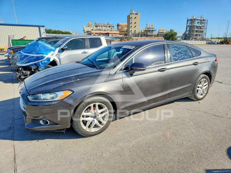 2015 Ford FUSION фото