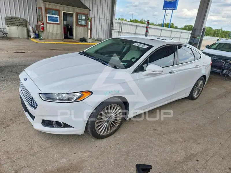 2015 Ford FUSION фото