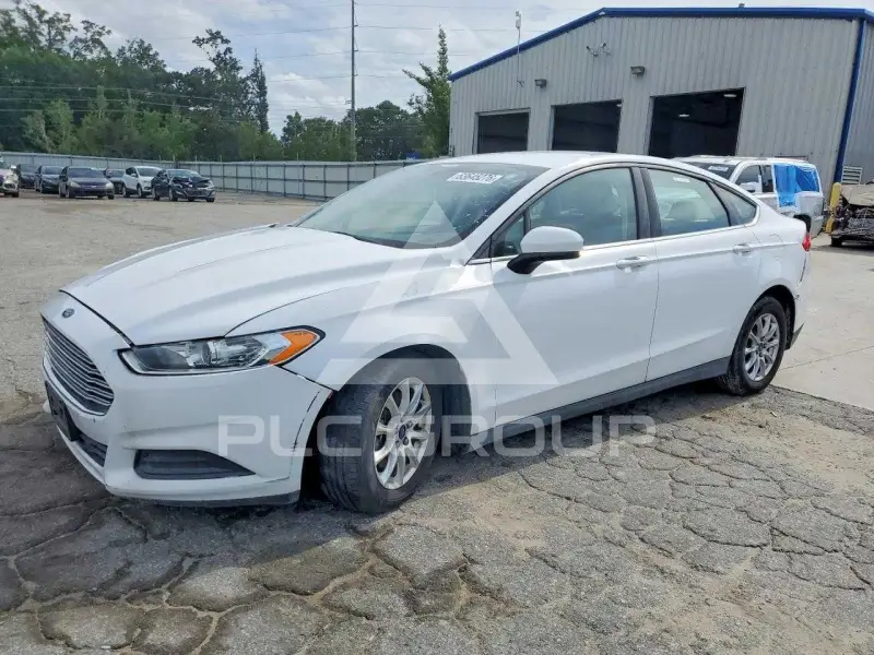 2015 Ford FUSION фото