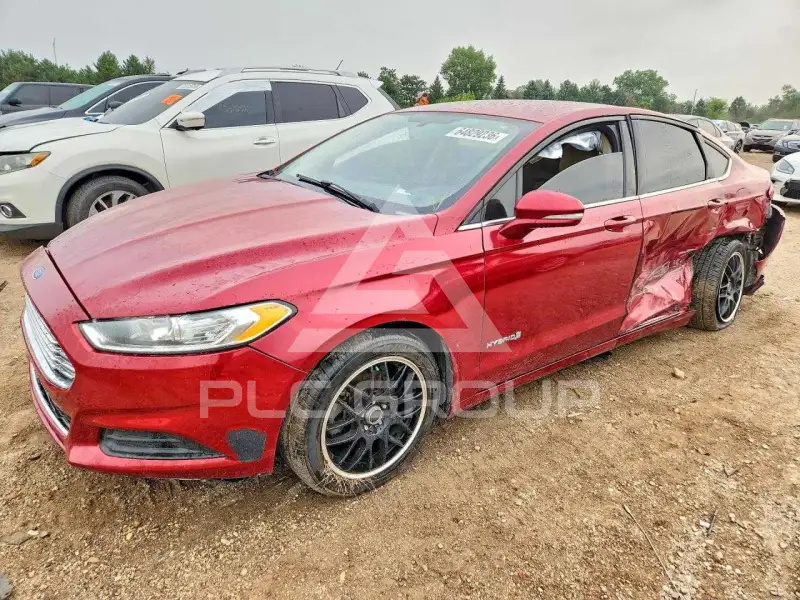 2015 Ford FUSION фото