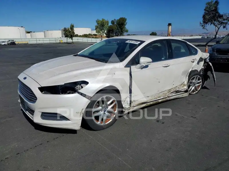 2015 Ford FUSION фото