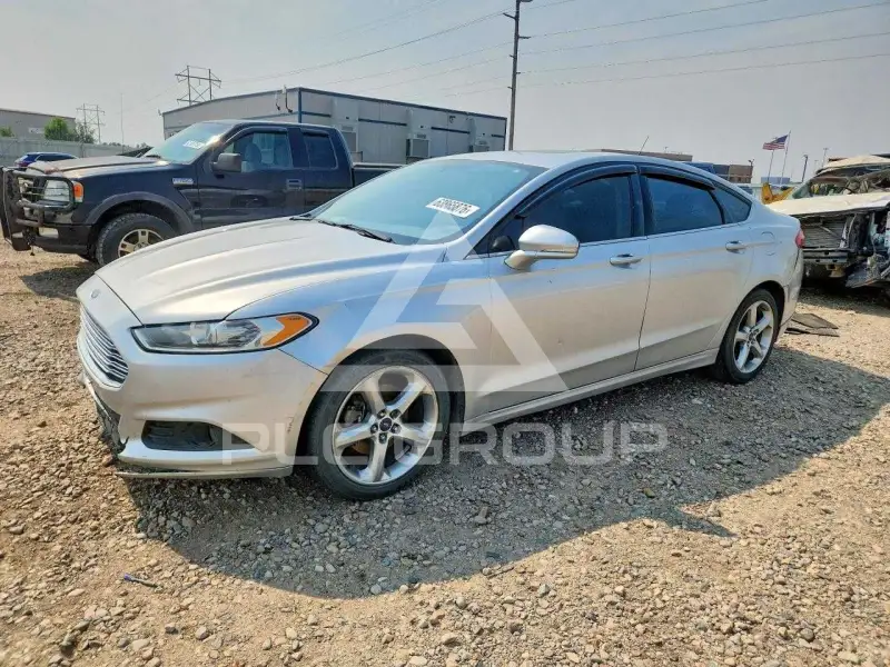 2015 Ford FUSION фото