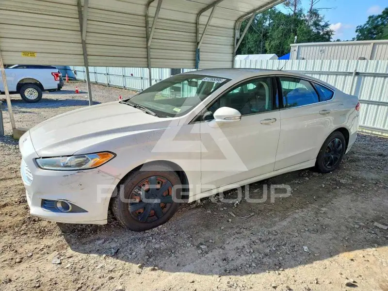 2015 Ford FUSION photo