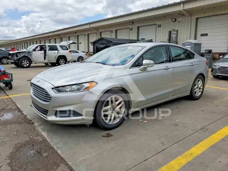2015 Ford FUSION фото
