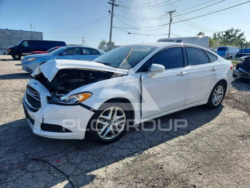 2015 Ford FUSION фото
