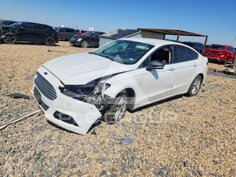 2015 Ford FUSION фото