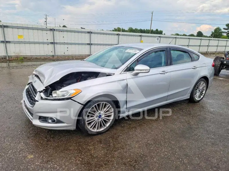 2015 Ford FUSION photo