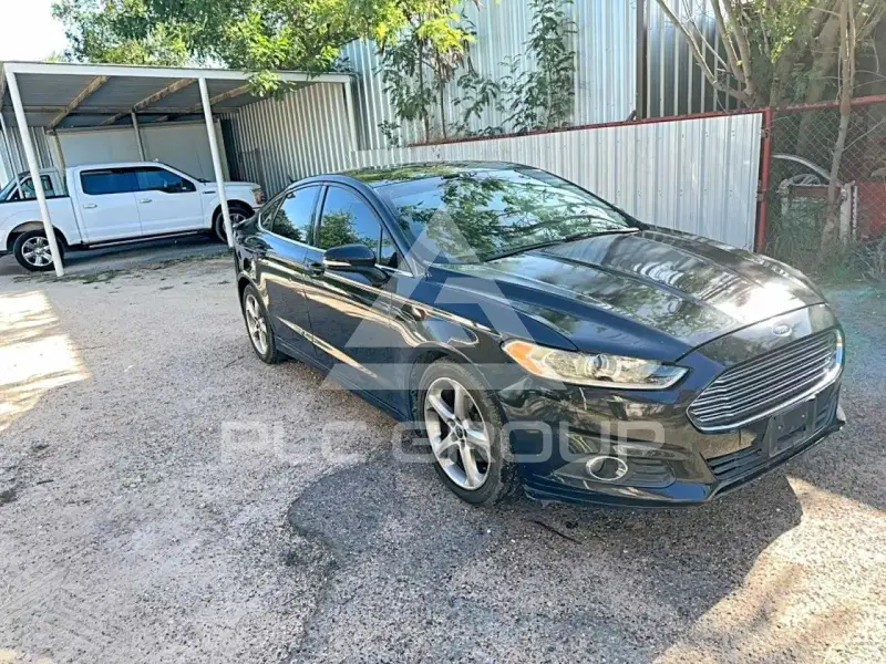 2015 Ford FUSION фото